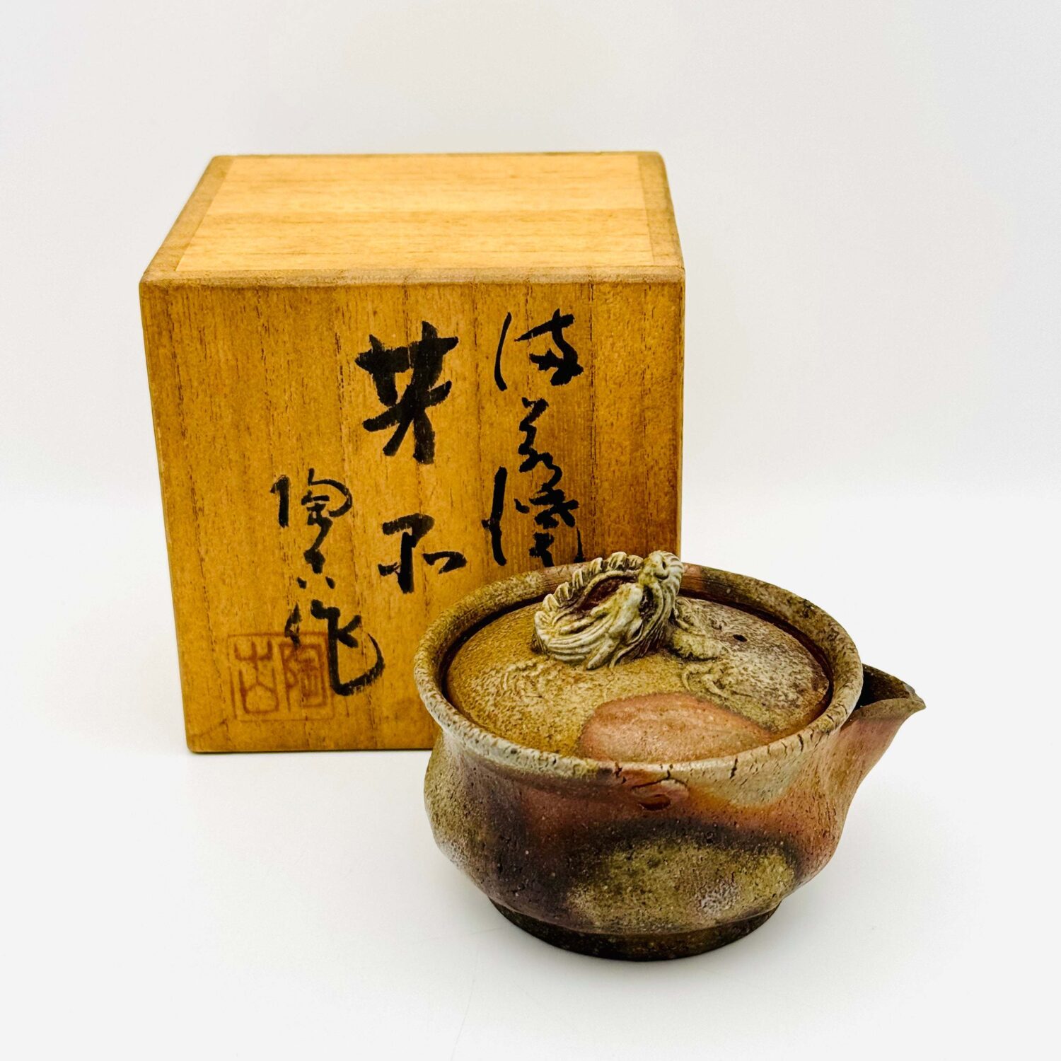 骨董品買取 津山で花器・茶道具などの骨董品の買取なら質屋の中島へお任せください！　岡山　真庭　美作　新見　M