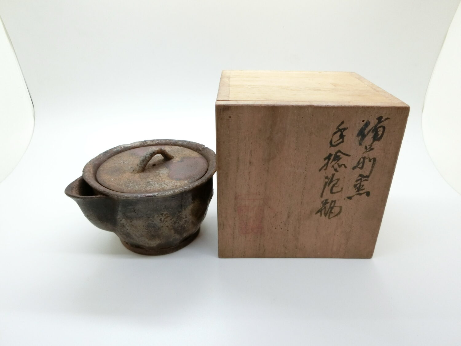 骨董品買取 津山で花器・茶道具などの骨董品の買取なら質屋の中島へお任せください！　岡山　真庭　美作　新見　M