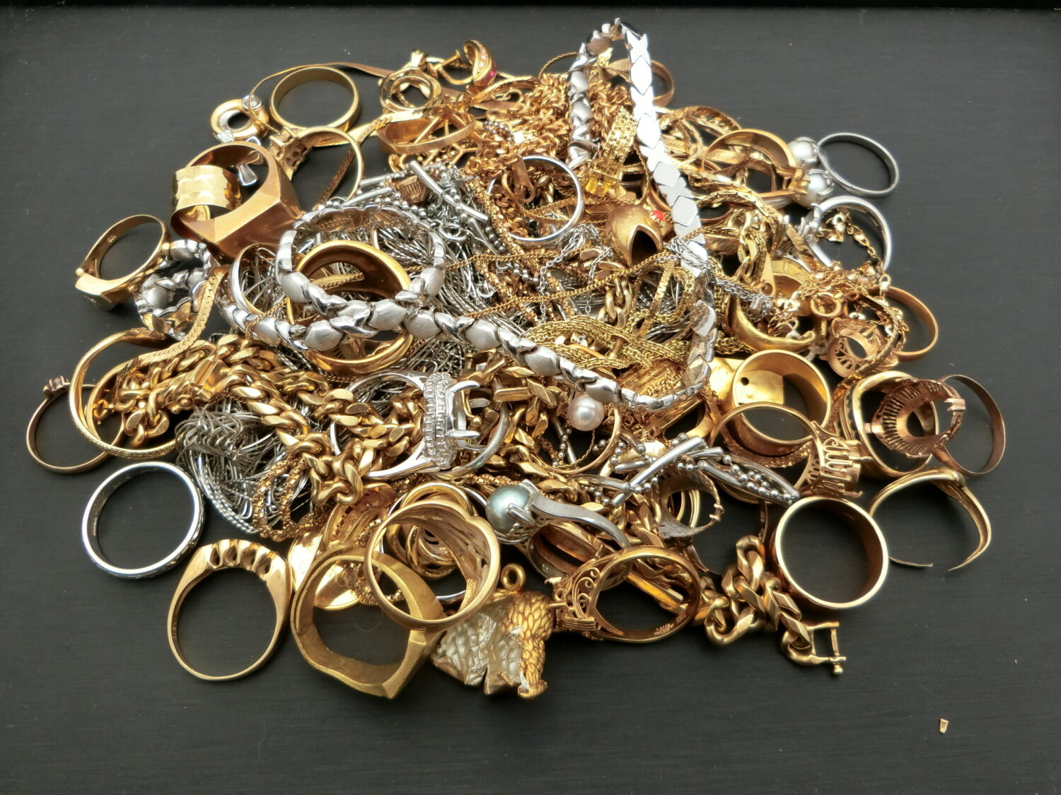 金・プラチナ買取 金貨買取 津山瓦版を見た方の限定価格掲載中！ 津山市で金券・腕時計・ジュエリーなどの買取・質預かりなら質屋の中島へお任せください！2025年7月7日限定価格　M
