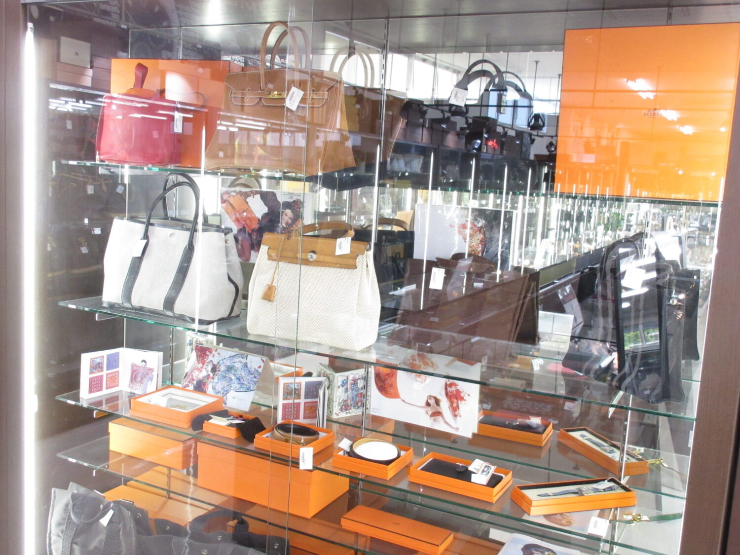 ★エルメスのバッグや財布買取ります！　津山市　質の中島　質屋　買取　T
