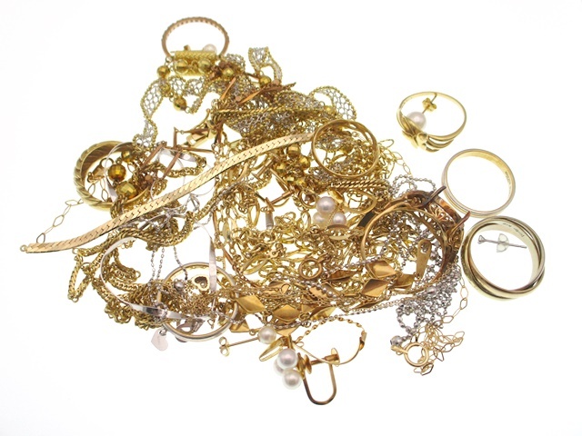 金プラチナ製品・貴金属、高価買取いたします！必ず当店で一度お見積りください！