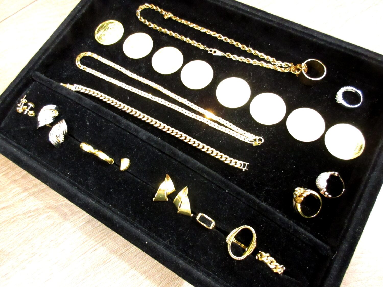 金買取・プラチナ買取・質預かり致します！　津山市　質屋の中島　買取　質屋　T