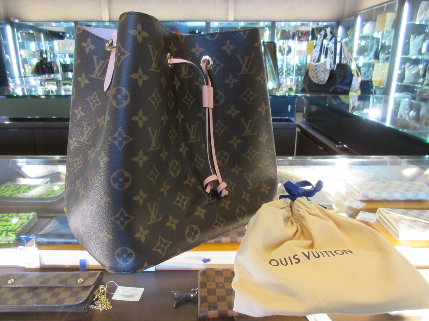 ★LOUIS VOUITTONのバッグを買い取りました！　津山市　質屋の中島　買取　質屋　T
