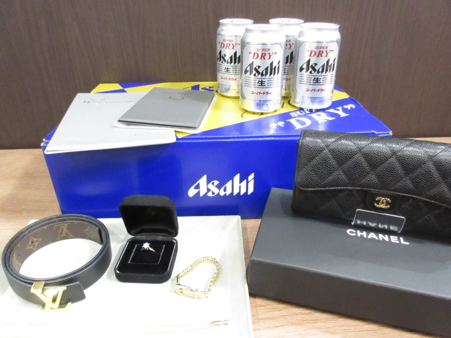 ★直近の買取商品を見本として買取のご案内　津山市　質屋の中島　買取　質屋　T