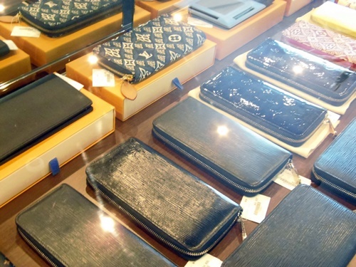 LOUIS VUITTON 長財布、販売しております！　ｍ　津山市の質屋