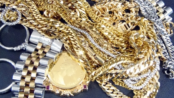 金プラチナ製品・貴金属、高価買取いたします！?　ｍ　　津山市の質屋