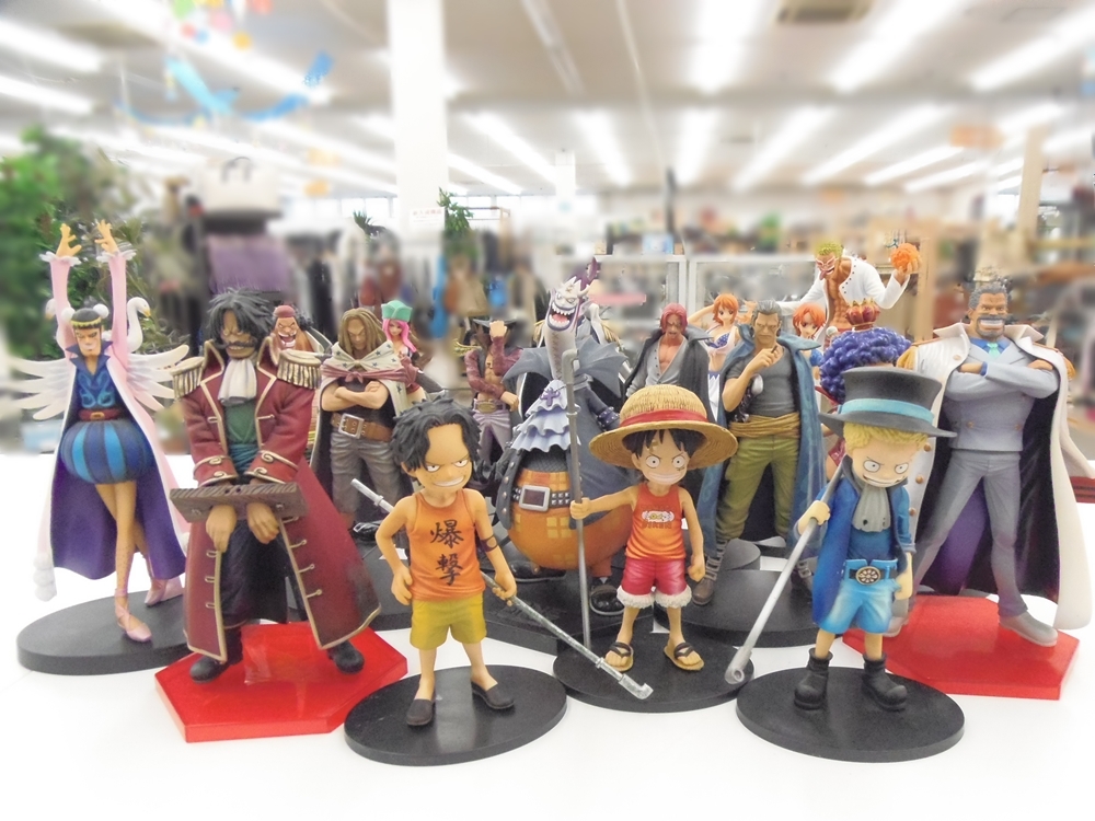 ONE PIECEのフィギュア、買取いたします! m