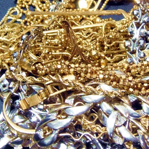 金プラチナ製品・貴金属、買取・質預かりいたします!? m 津山市の質屋