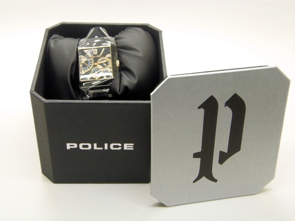 POLICE ポリス 腕時計、買取いたします！　津山市の質屋 ｍ