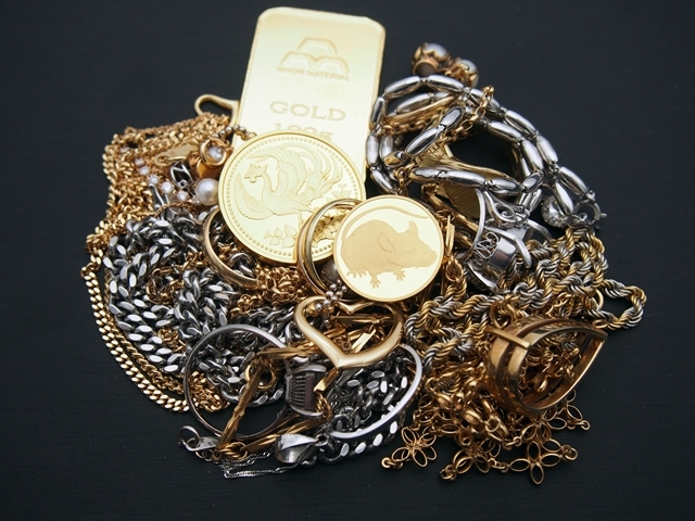 金・プラチナ買取 金貨買取 津山市で金券・腕時計・ブランド品などの買取・質預かりなら質屋の中島へお任せください！　岡山　真庭　美作　新見　m