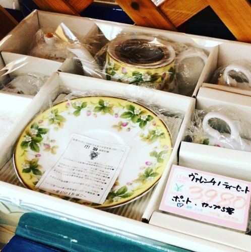 未使用品 ティーセット、販売しております！　ｍ　津山市の質屋