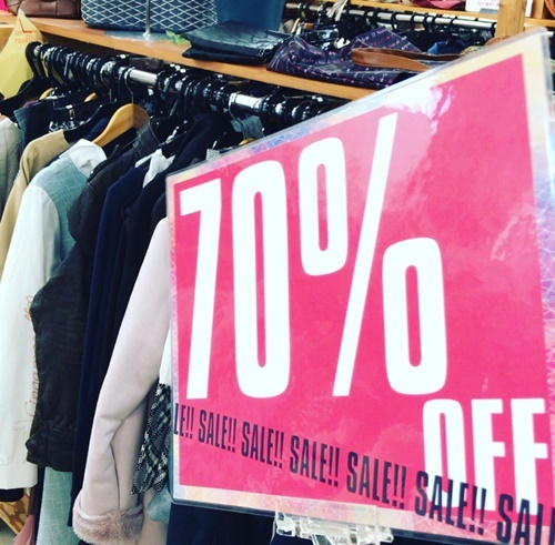 衣料品70%OFFセール開催中です！　ｍ　　津山市の質屋