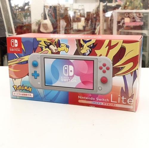 Nintendo Swich Lite ザシアン・ザマゼンタ、買取いたしました。 m